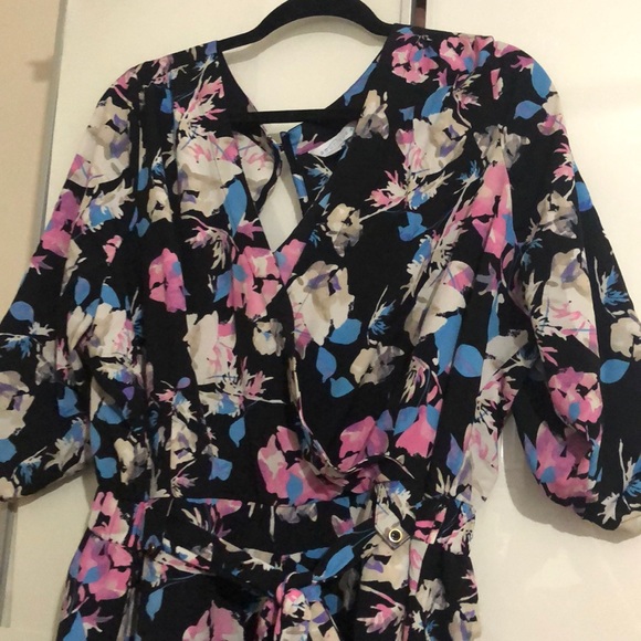 Romper - Picture 2 of 4